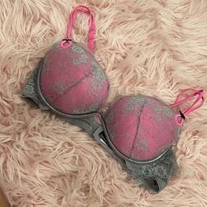 Sexy Little Thing, Victoria Secret Bra, Size 36 C